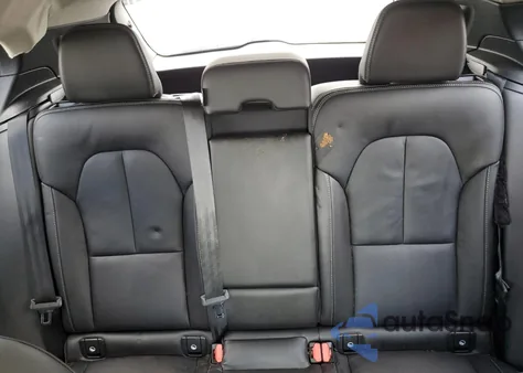 2023 Volvo Xc40 Plus z USA, uszkodzony, nr VIN YV4L12UW7P2066772